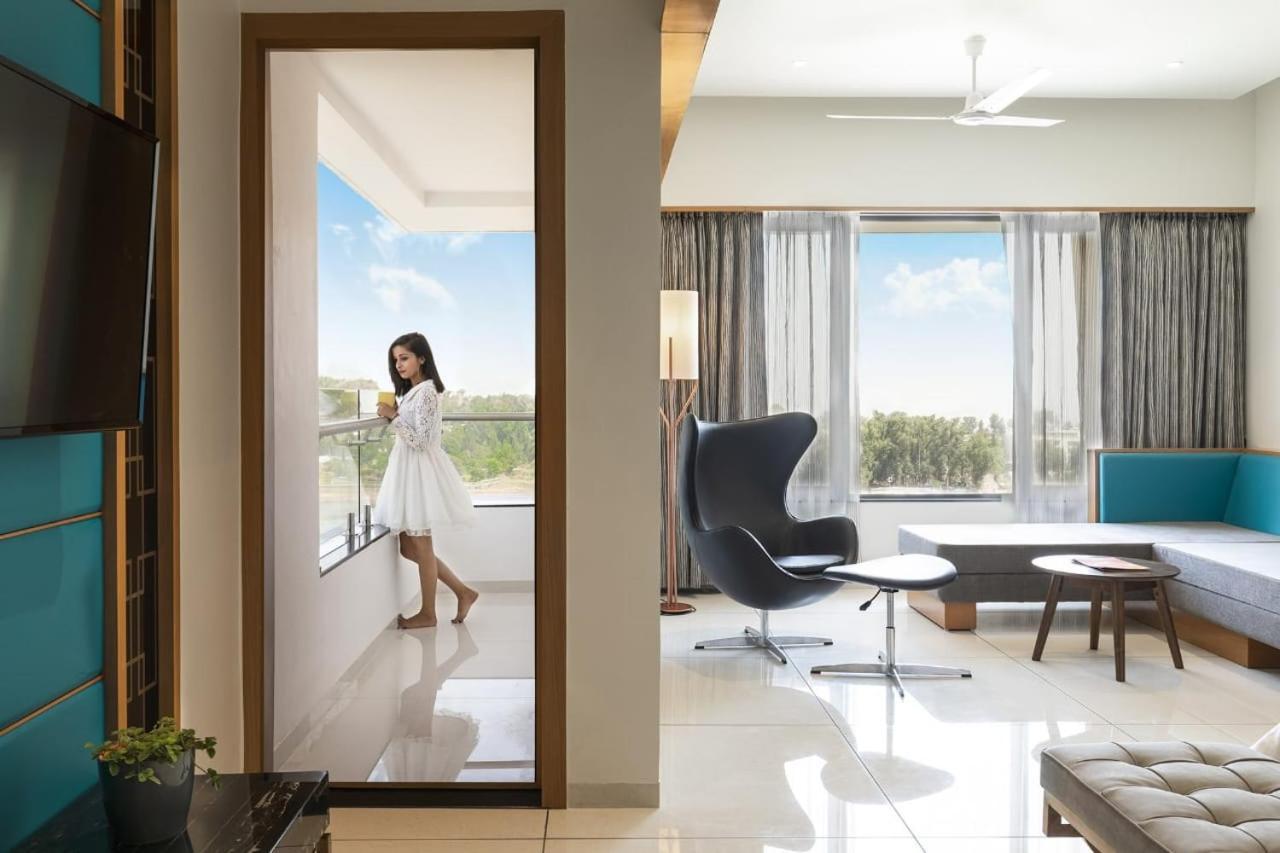 Sunotel Saputara Extérieur photo