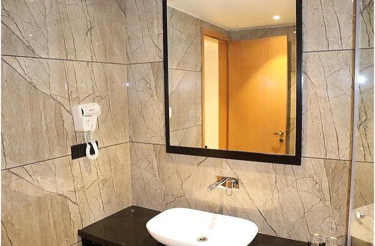 Sunotel Saputara Extérieur photo