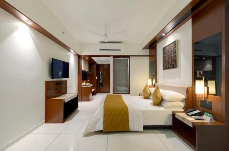 Sunotel Saputara Extérieur photo