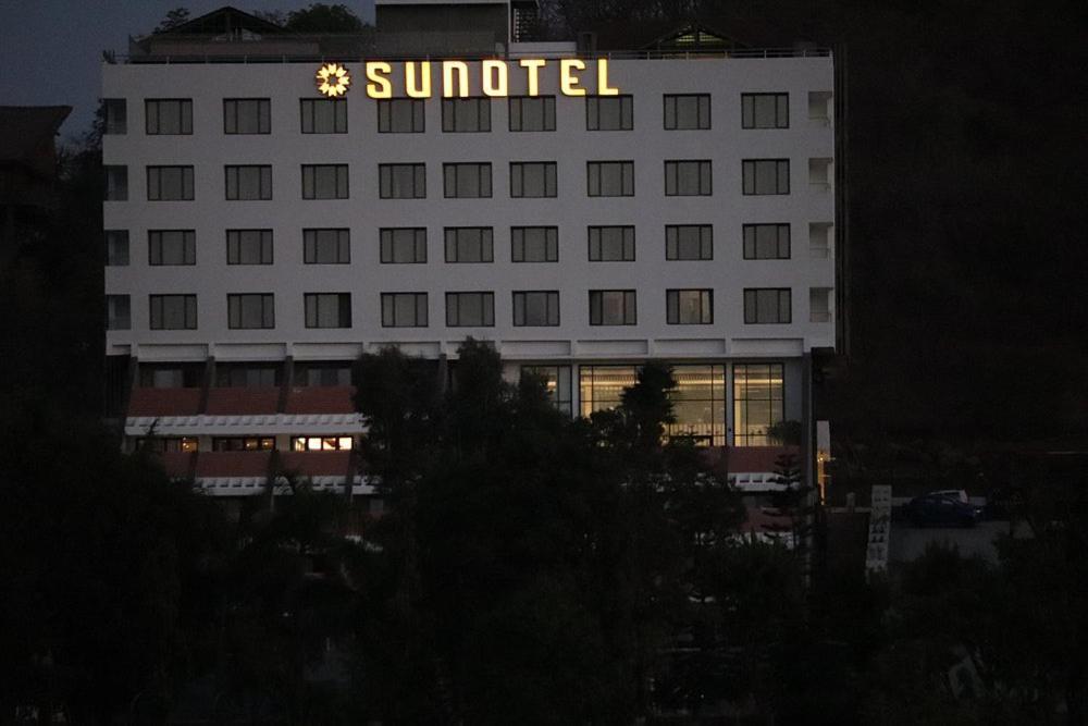 Sunotel Saputara Extérieur photo